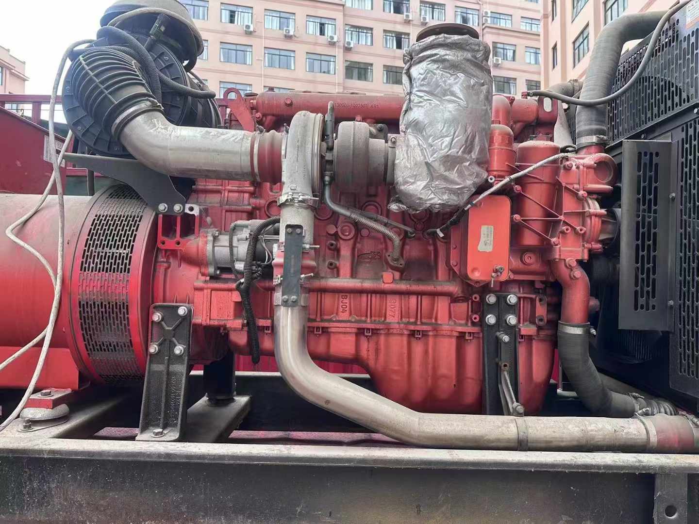 陇川如何选择适合 600kW 柴油发电机组的过载保护器？